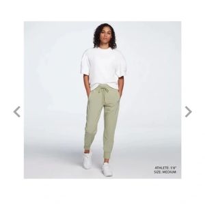 NWT XL Calia by Carrie Underwood jogger